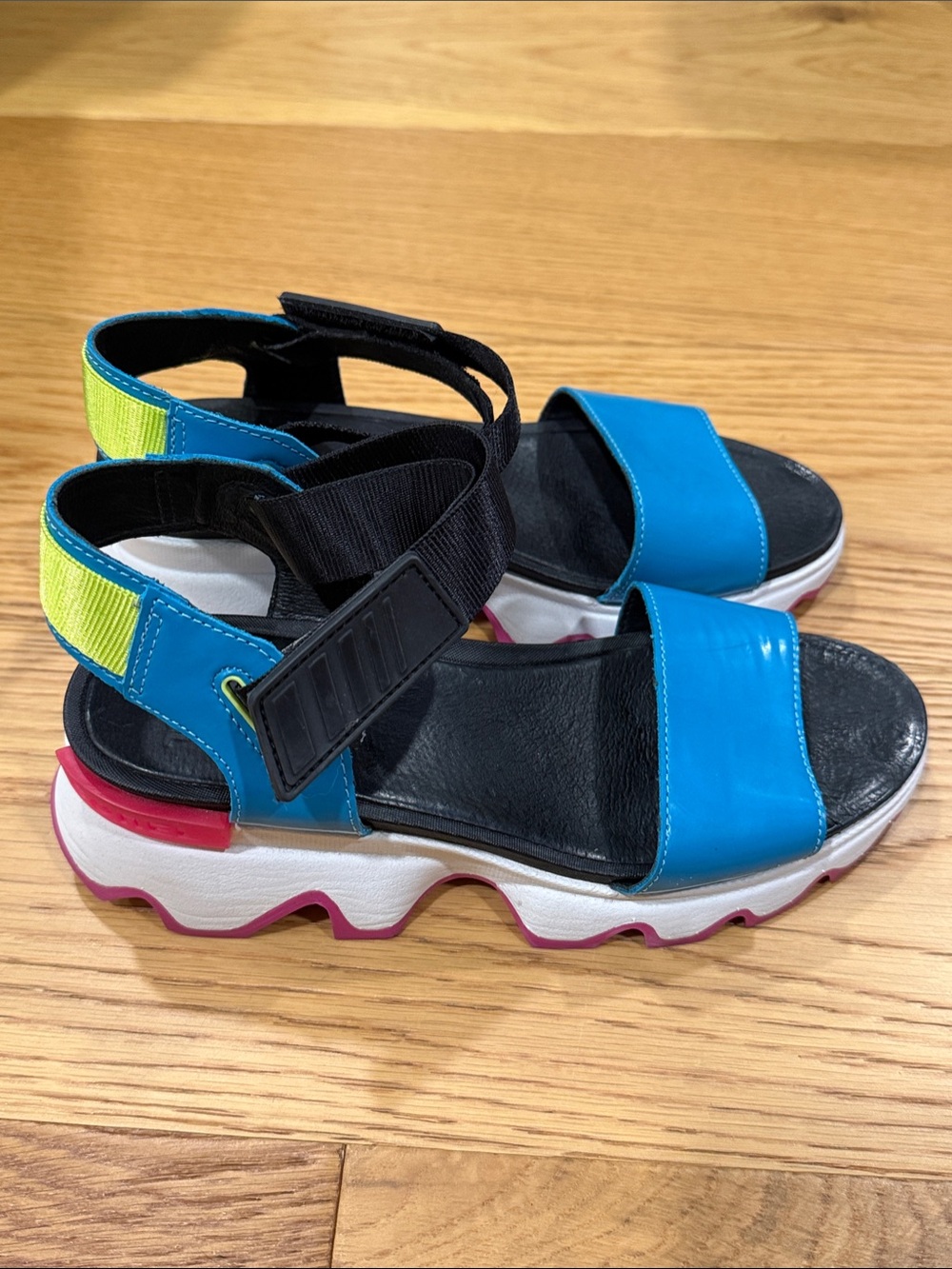 SOREL Kinetic Impact Sling Sport Platform Sandals Blue Multi Women's Size 7.5